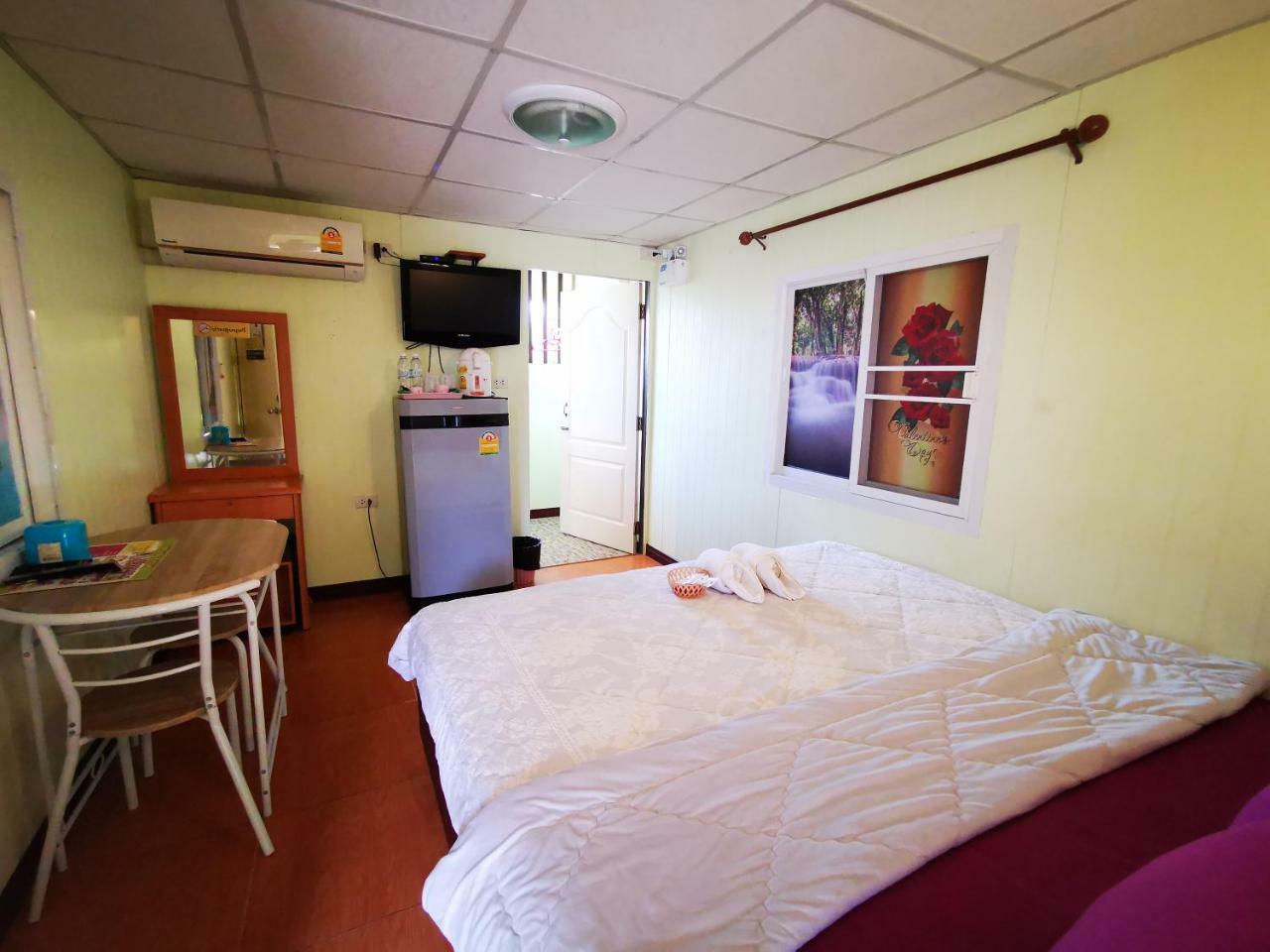 Hi Tech Resort กบินทร์บุรี ภายนอก รูปภาพ